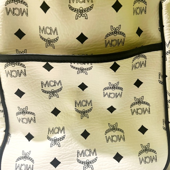 Almost New, Pre-Loved MCM Visetos Leather Tote Bag in White - Picture 12 of 12